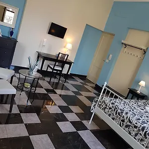 Central Suites Couette-café