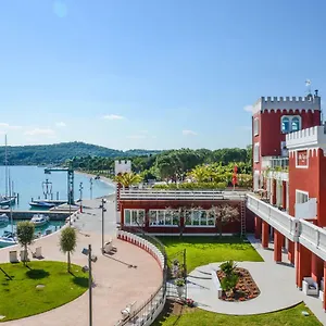 Hotel Garuti