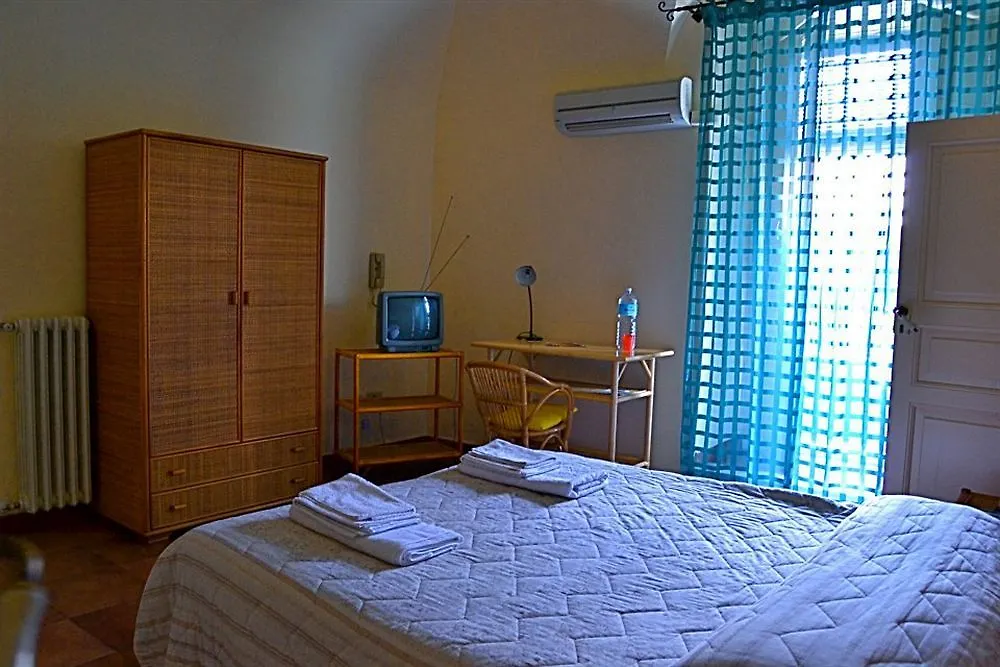 Ivana B&B CTA 3*,